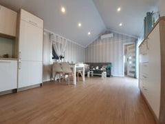 Mobil-Home « Reale III » 12x4m – Façade en Bois et 3 Chambres (Tout Équipé avec Électroménager)