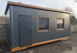Pavillon de Bureau 17m² (6x2,9m) – Design Moderne Anthracite & Finitions Bois – Isolation 100mm